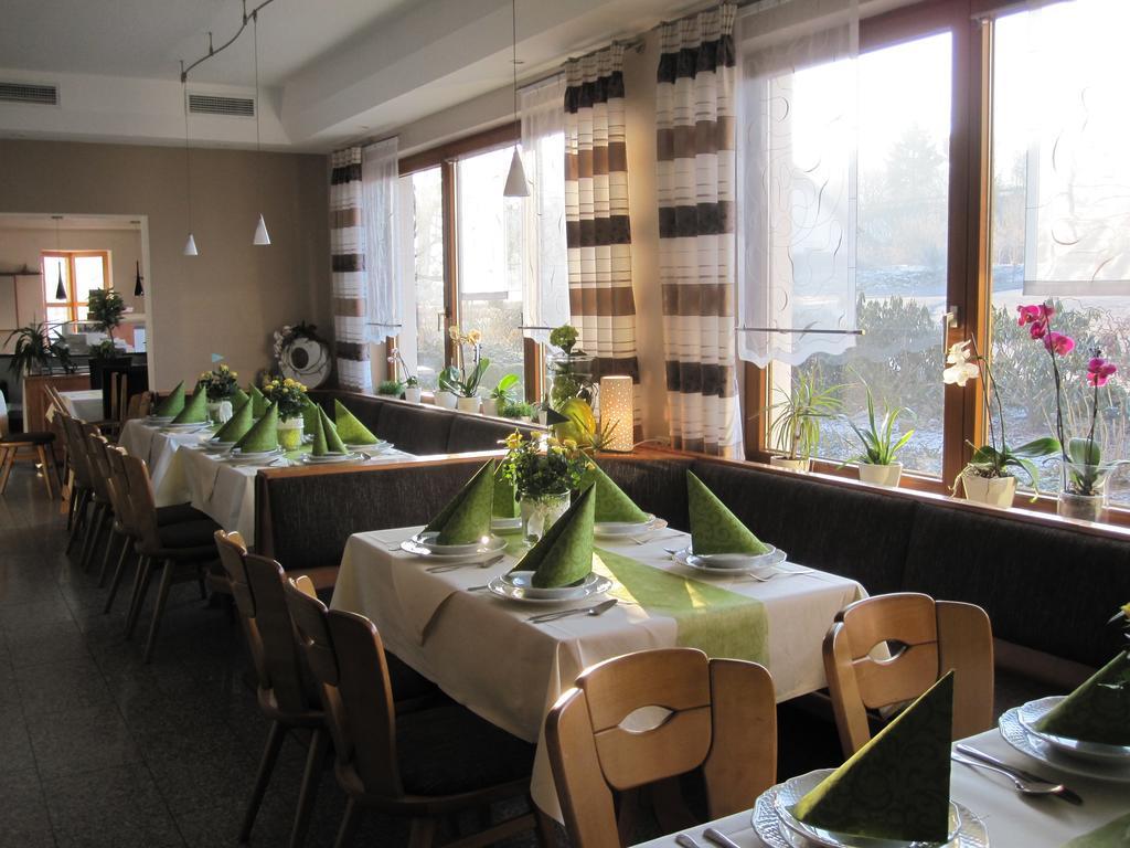 Rhoen-Hotel Sonnenhof - Restaurant & Cafe 波彭豪森 外观 照片