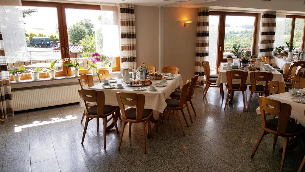 Rhoen-Hotel Sonnenhof - Restaurant & Cafe 波彭豪森 外观 照片