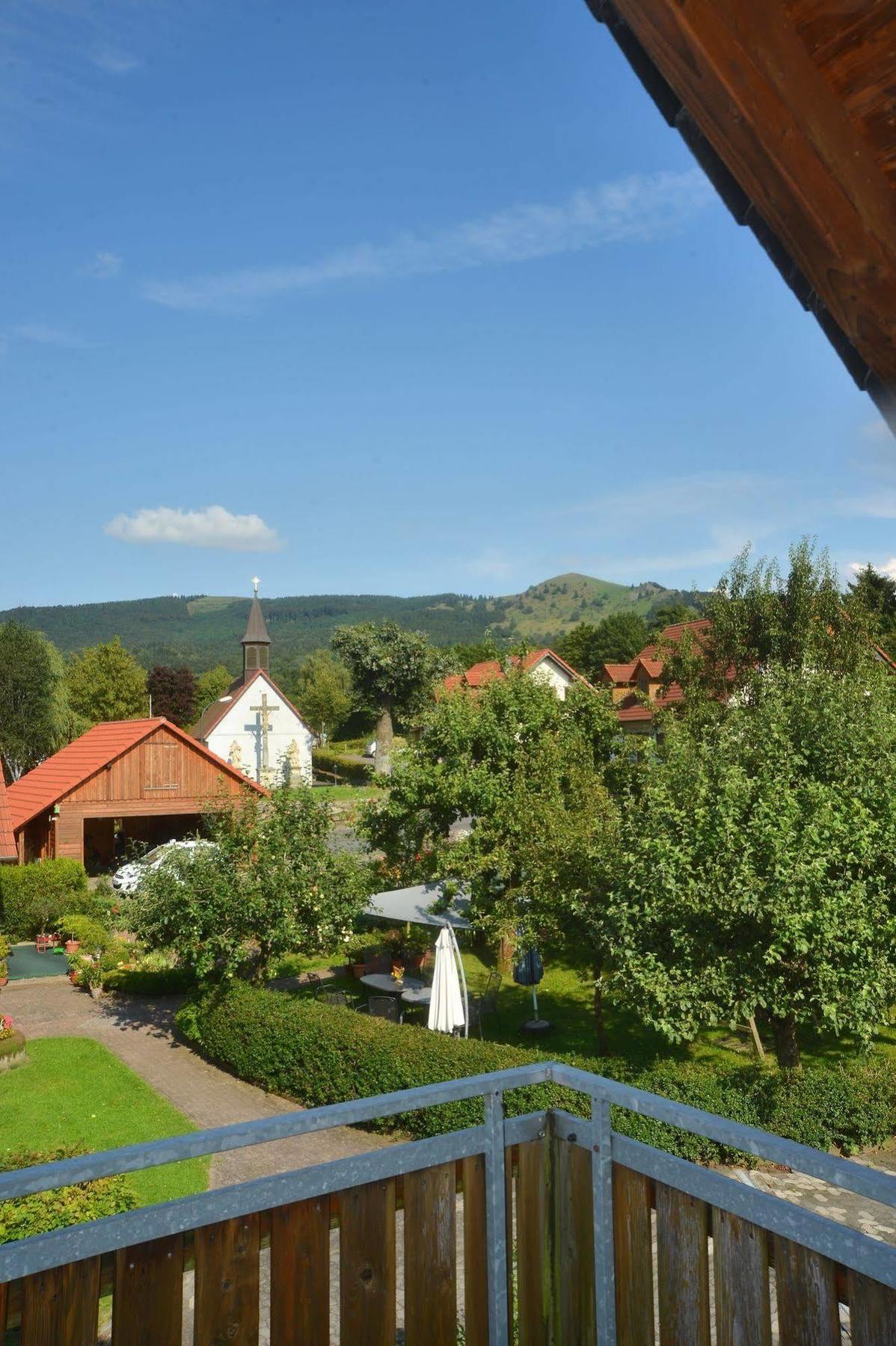 Rhoen-Hotel Sonnenhof - Restaurant & Cafe 波彭豪森 外观 照片